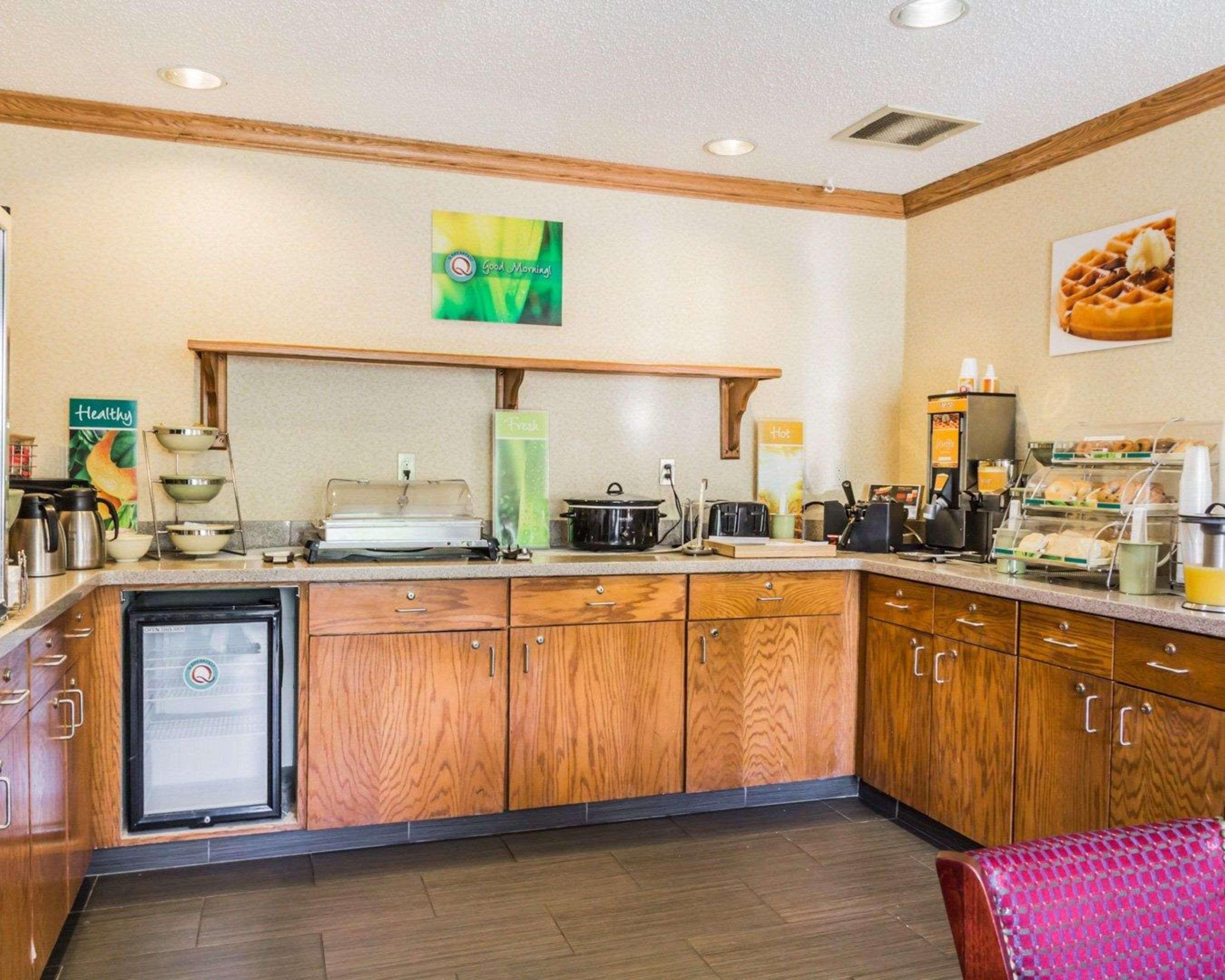 Quality & Golden - Denver West Hotel 2*