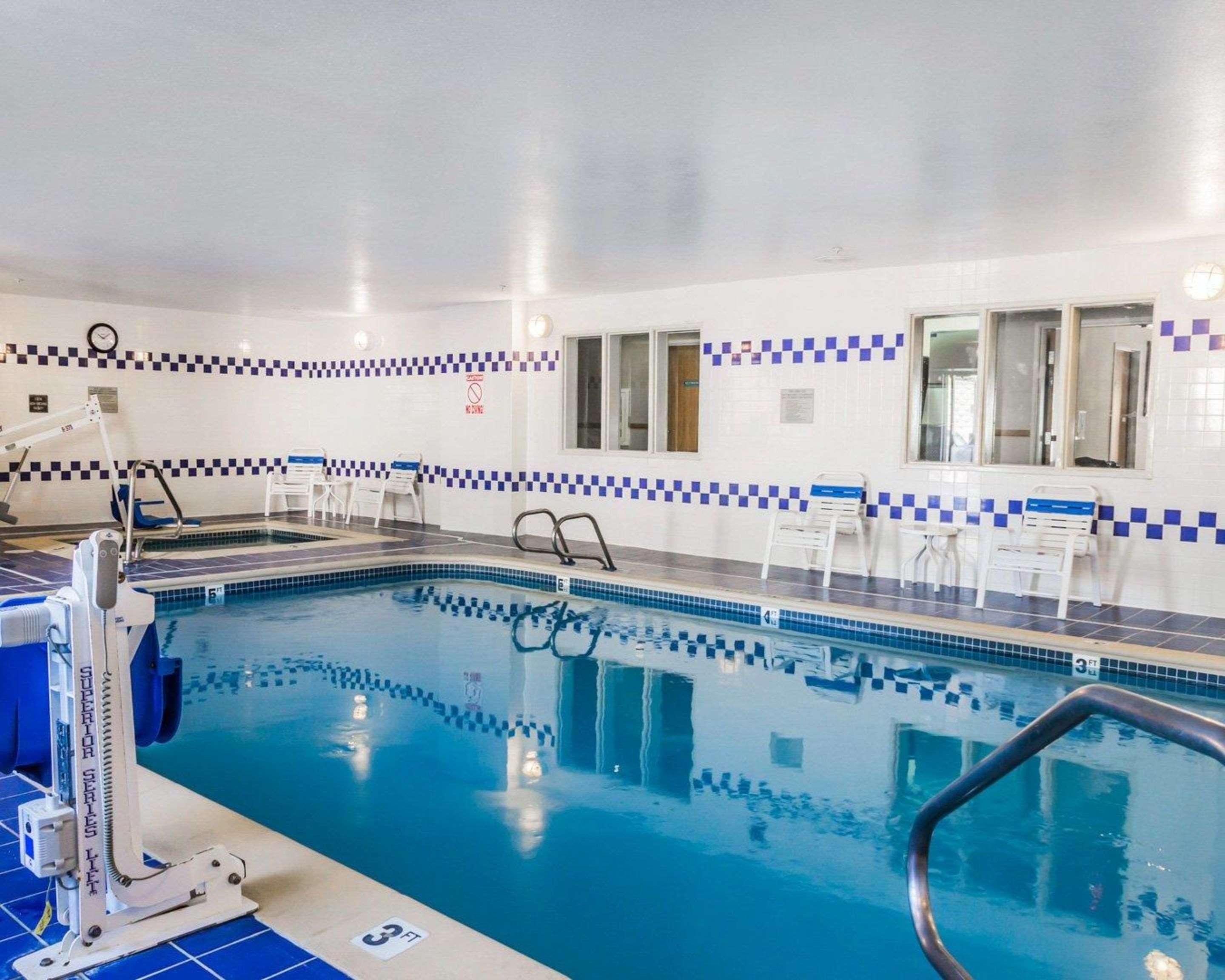 Hotel Quality & Golden - Denver West 2*
