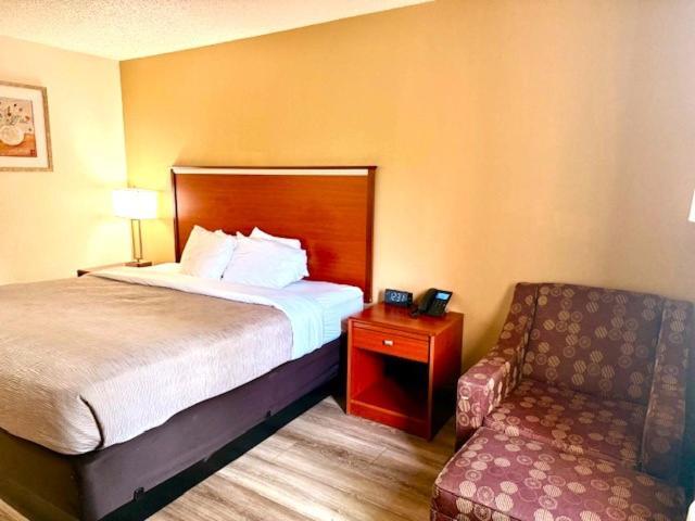 Quality & Golden - Denver West Hotel Lakewood