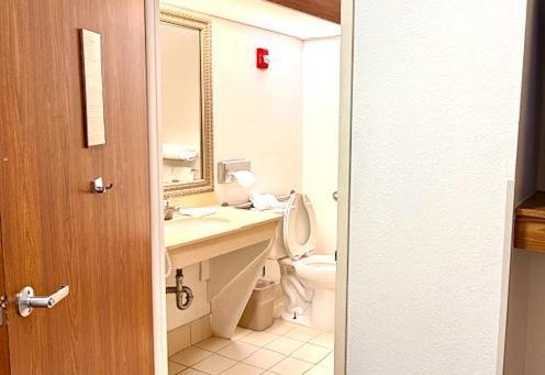 Quality & Golden - Denver West Hotel Lakewood