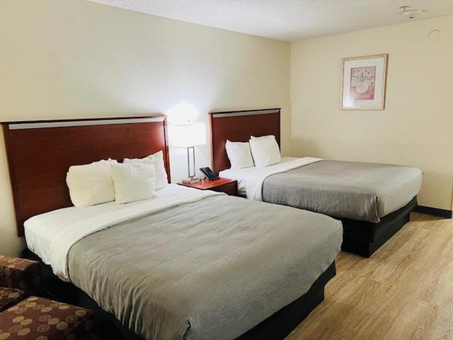 Quality & Golden - Denver West Hotel
