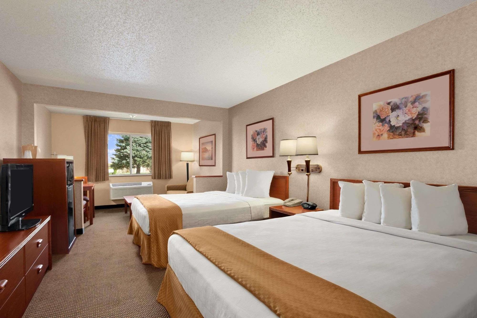 Quality & Golden - Denver West Hotel Lakewood