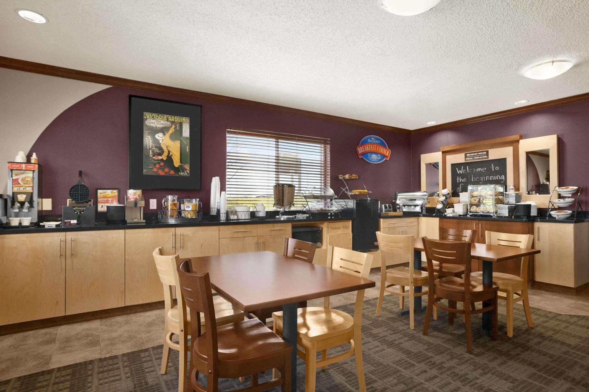 Quality & Golden - Denver West Hotel 2*